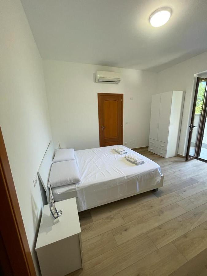 Bed and Breakfast Dal Barone Capo dʼOrlando Exterior foto